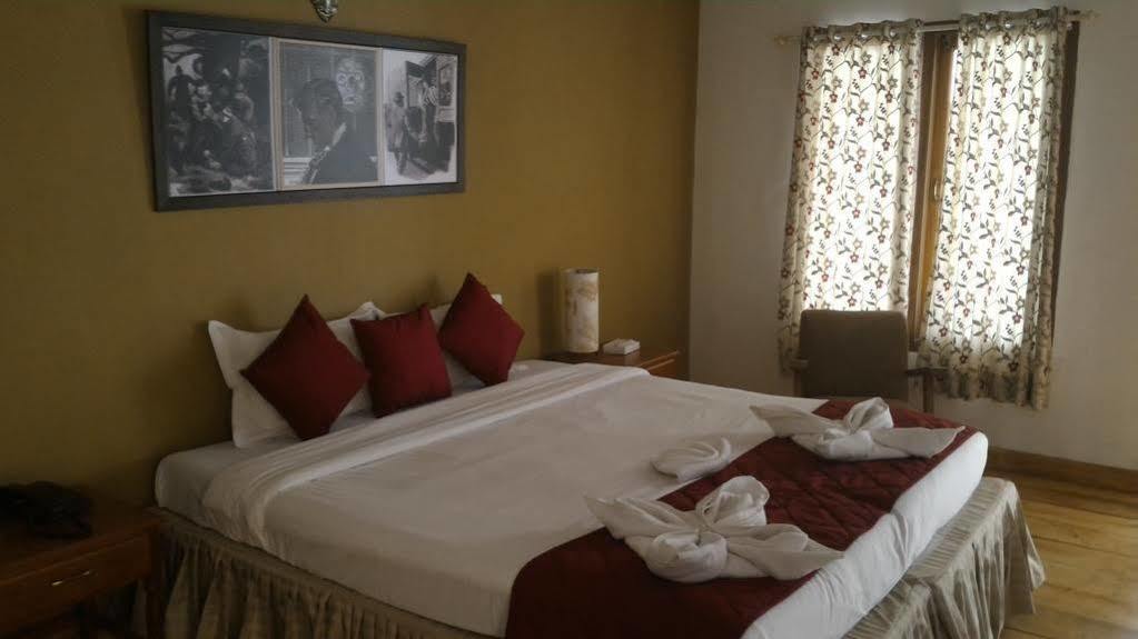 Sherlock Ooty Exterior foto